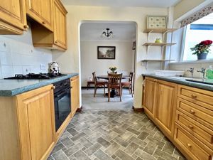 Kitchen- click for photo gallery